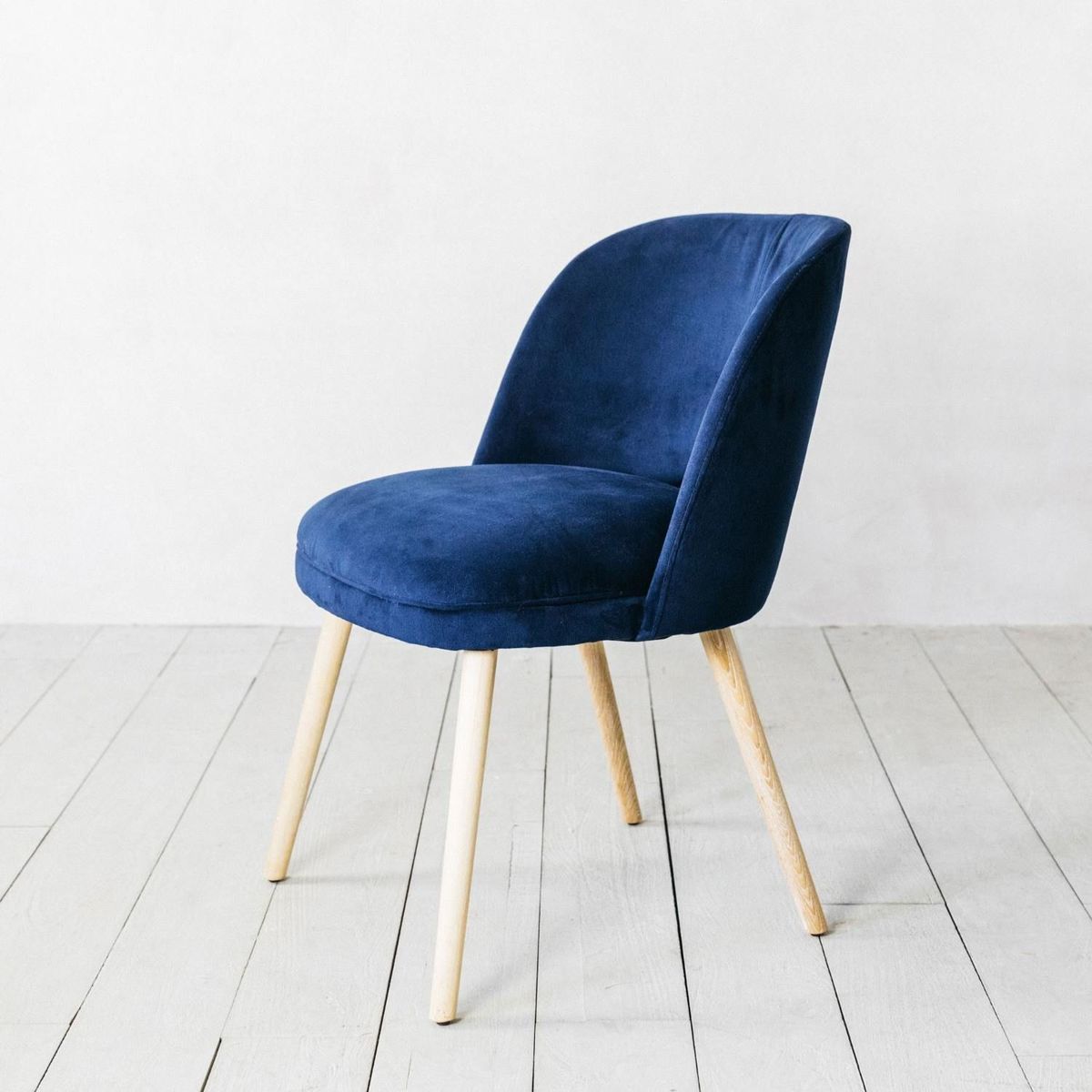Marley Navy Velvet Chair – image 2