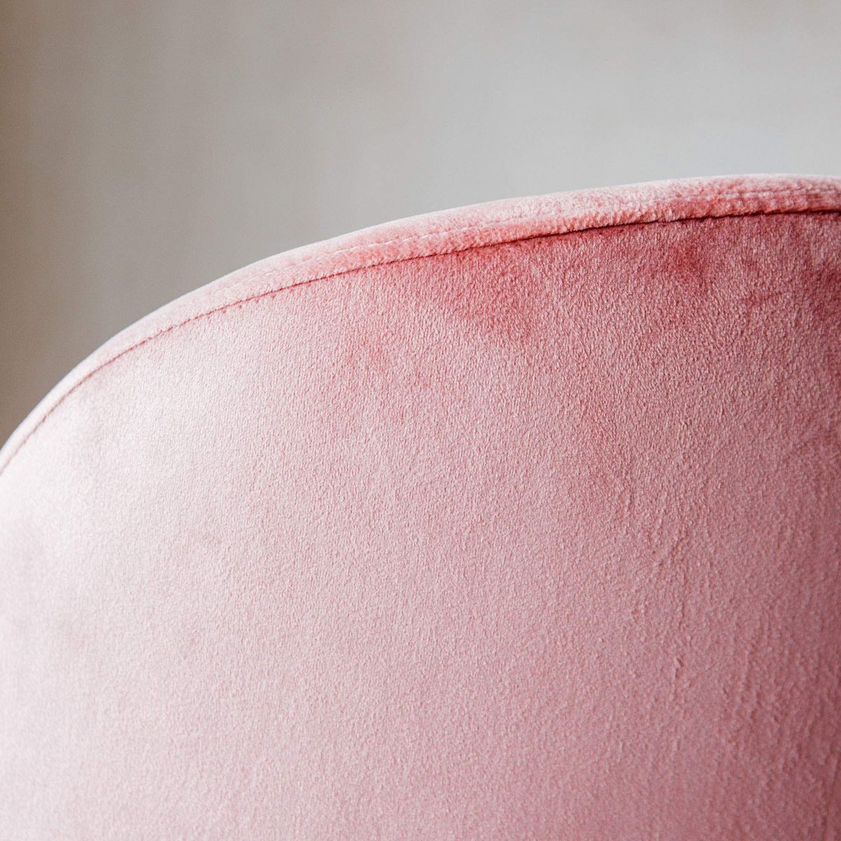 Marley Rose Velvet Chair – image 8