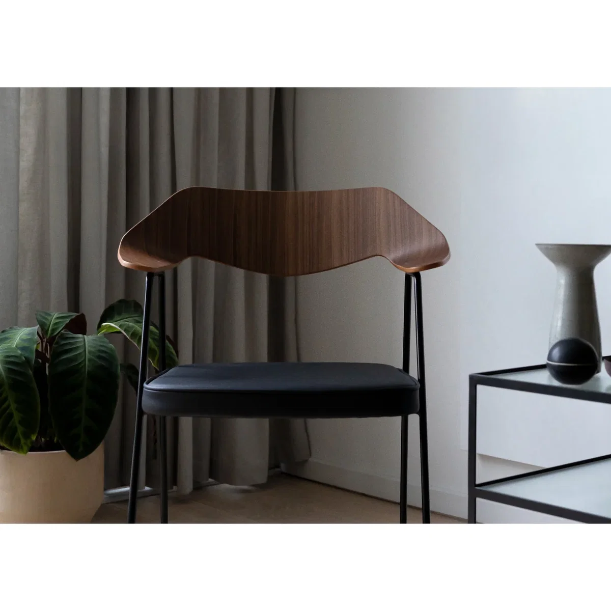 Heal's 675 Chair – image 10