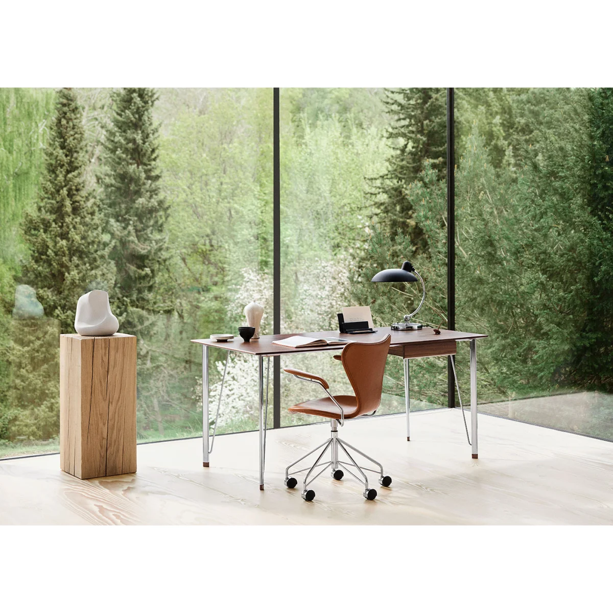 Heal's Series 7 Swivel Armchair – image 3