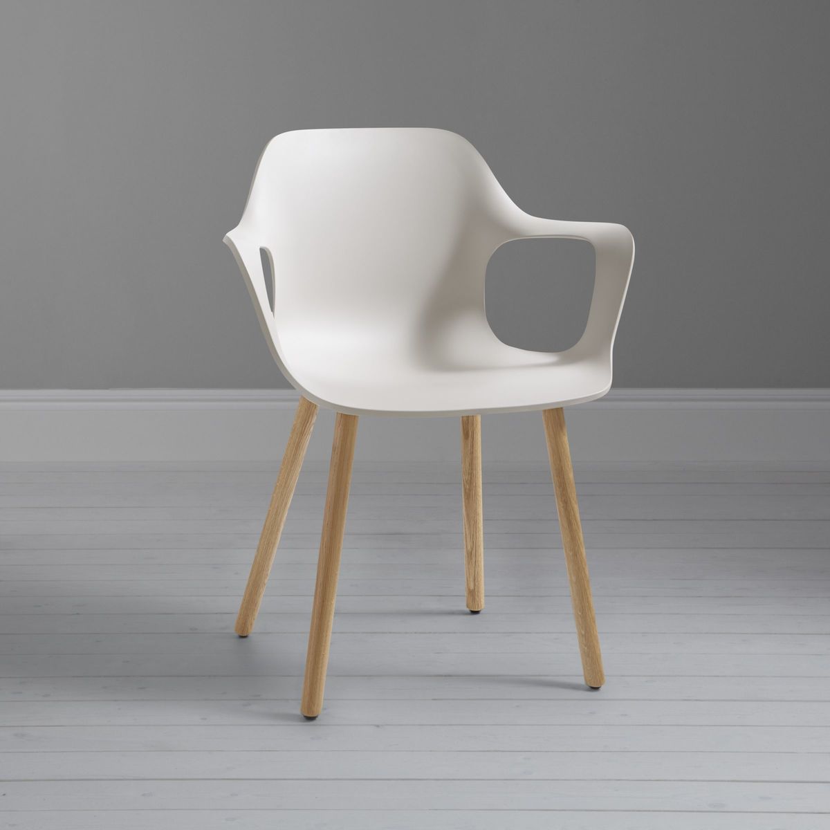 Vitra HAL Armchair, Light Oak Leg, Warm Grey – image 6
