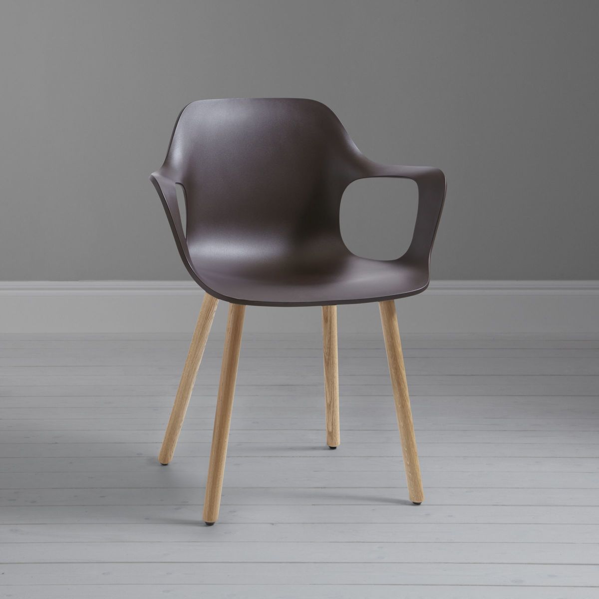 Vitra HAL Armchair, Light Oak Leg, Chocolate – image 6