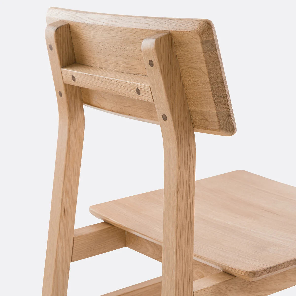 Set of 2 Podela Solid Oak Chairs – image 3