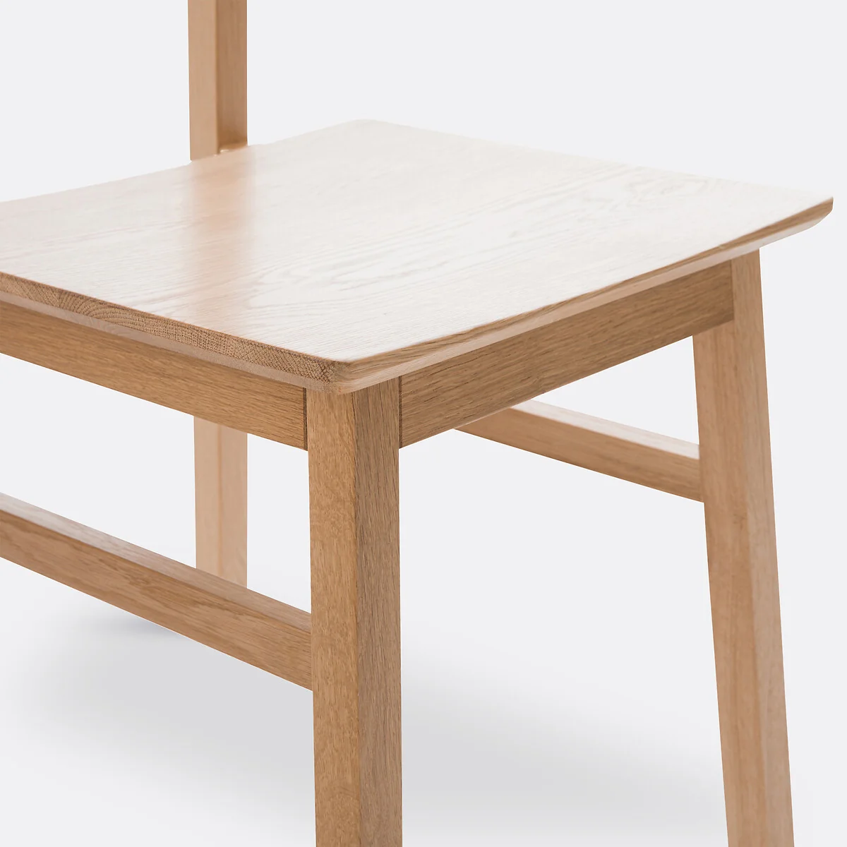 Set of 2 Podela Solid Oak Chairs – image 5