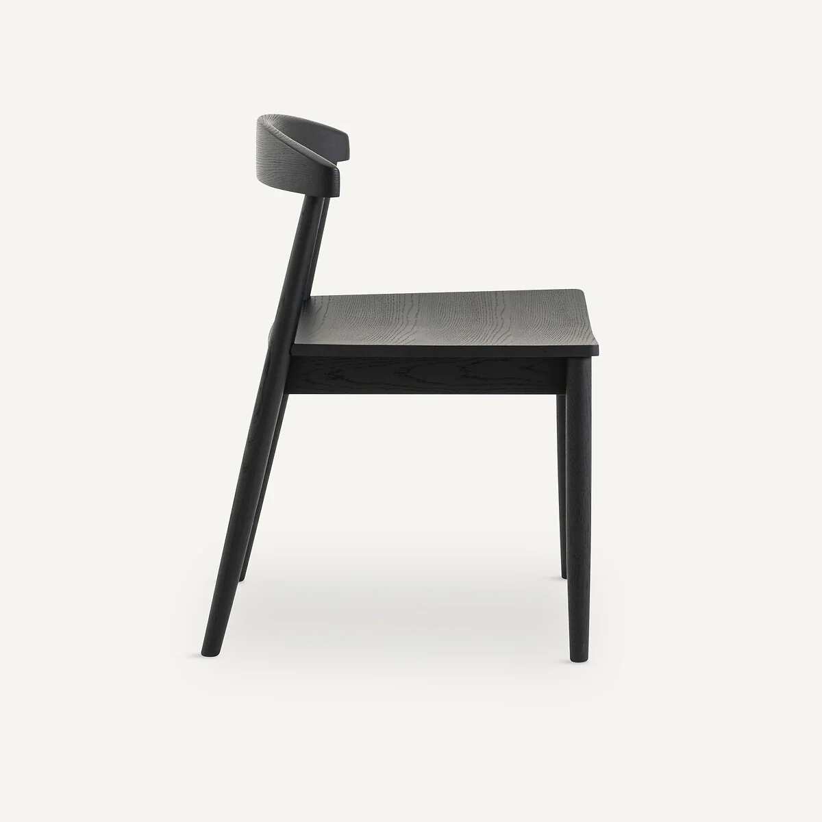 Set of 2 Galb Black Oak Chairs – image 2