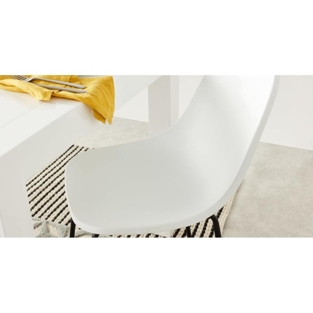 Busby - Set of 4 Busby Dining Chairs, White and Black – image 3