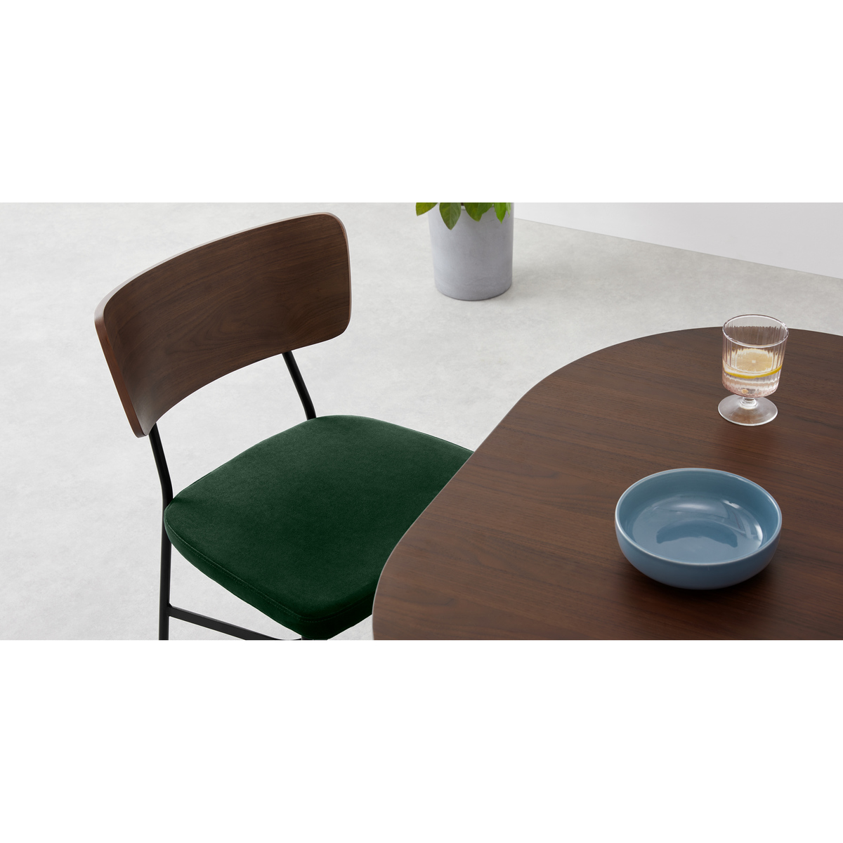 Set of 2 Amalyn Dining Chairs, Walnut and Pine Green Velvet – image 6