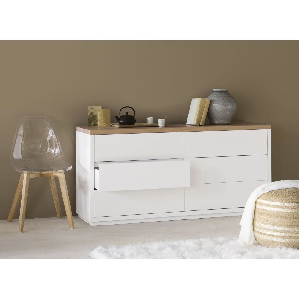 See-Through Scandinavian Chair with Oak – image 9