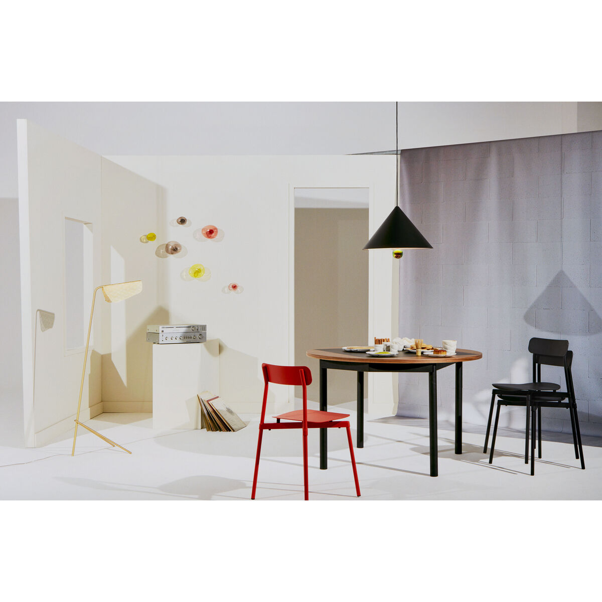Fromme Stacking chair - / Aluminium by Petite Friture Black – image 9
