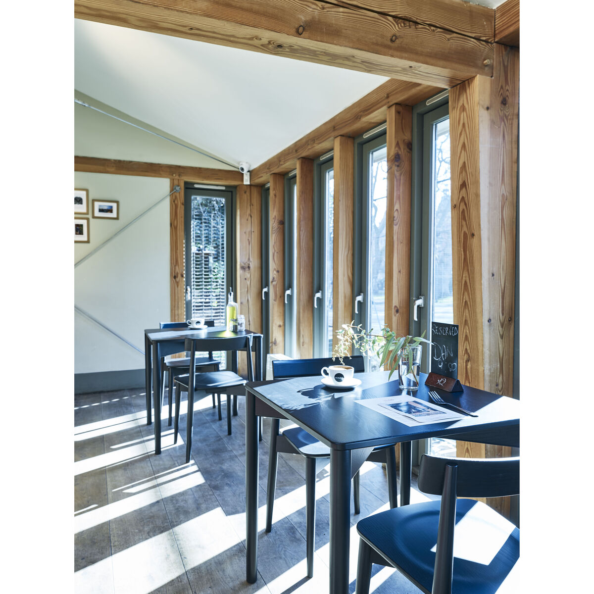 Lara Stacking chair - / Wood by Ercol Natural wood – image 3