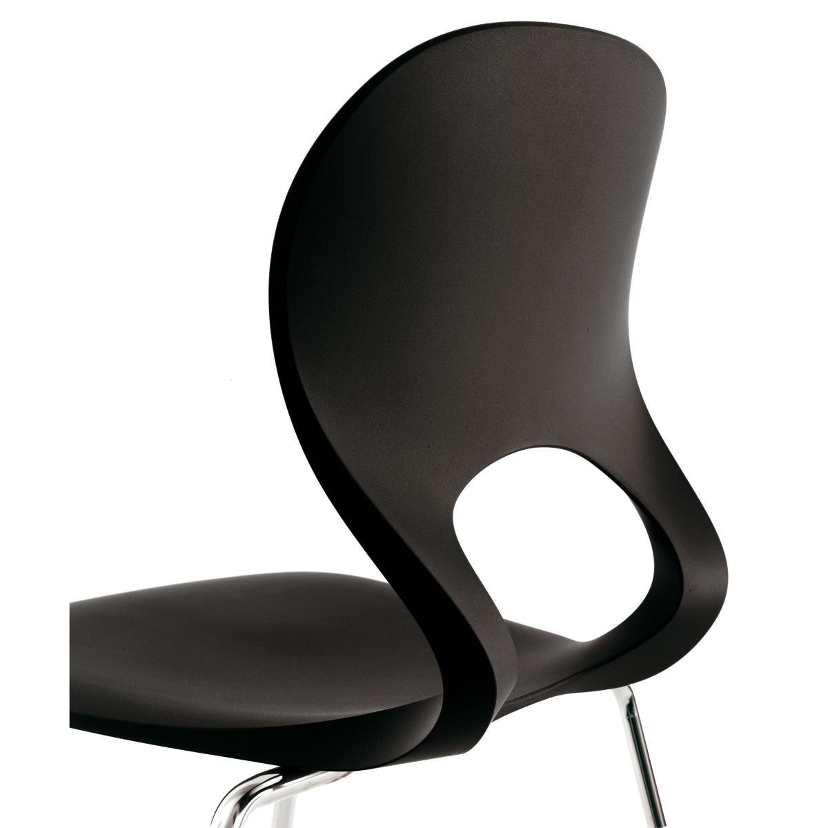Pikaia Stacking chair - Plastic & metal legs by Kristalia Black – image 3