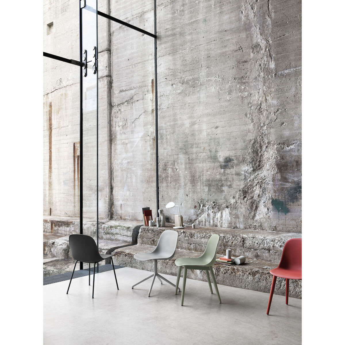 Fiber Chair - / Wooden base by Muuto Black – image 2