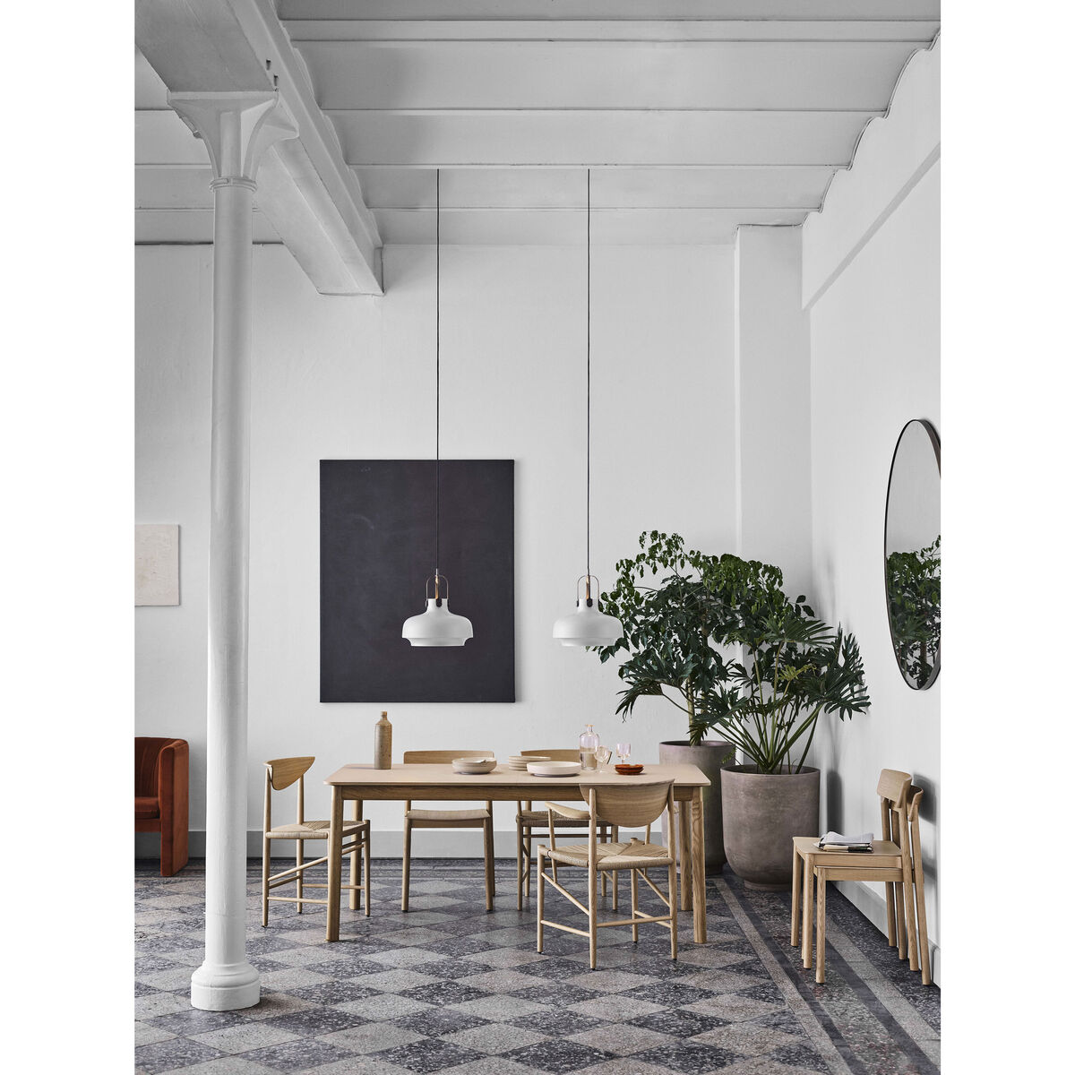 Betty TK2 Stacking chair - / Wood by &tradition Natural wood – image 7