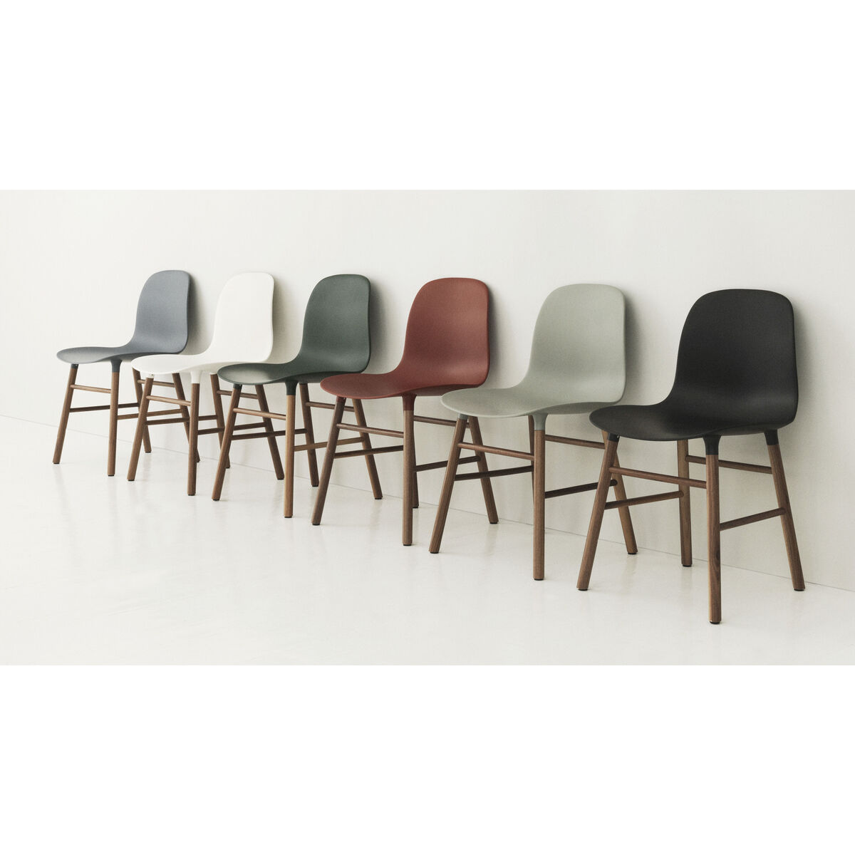 Form Chair - Walnut leg by Normann Copenhagen White/Natural wood – image 6