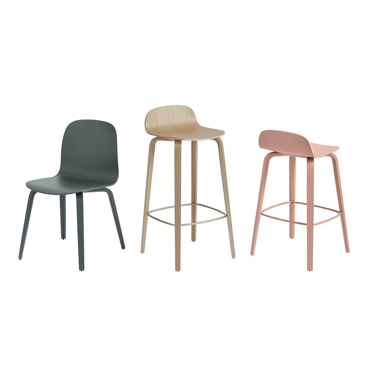 Visu Chair - / Wooden legs by Muuto White/Natural wood – image 2