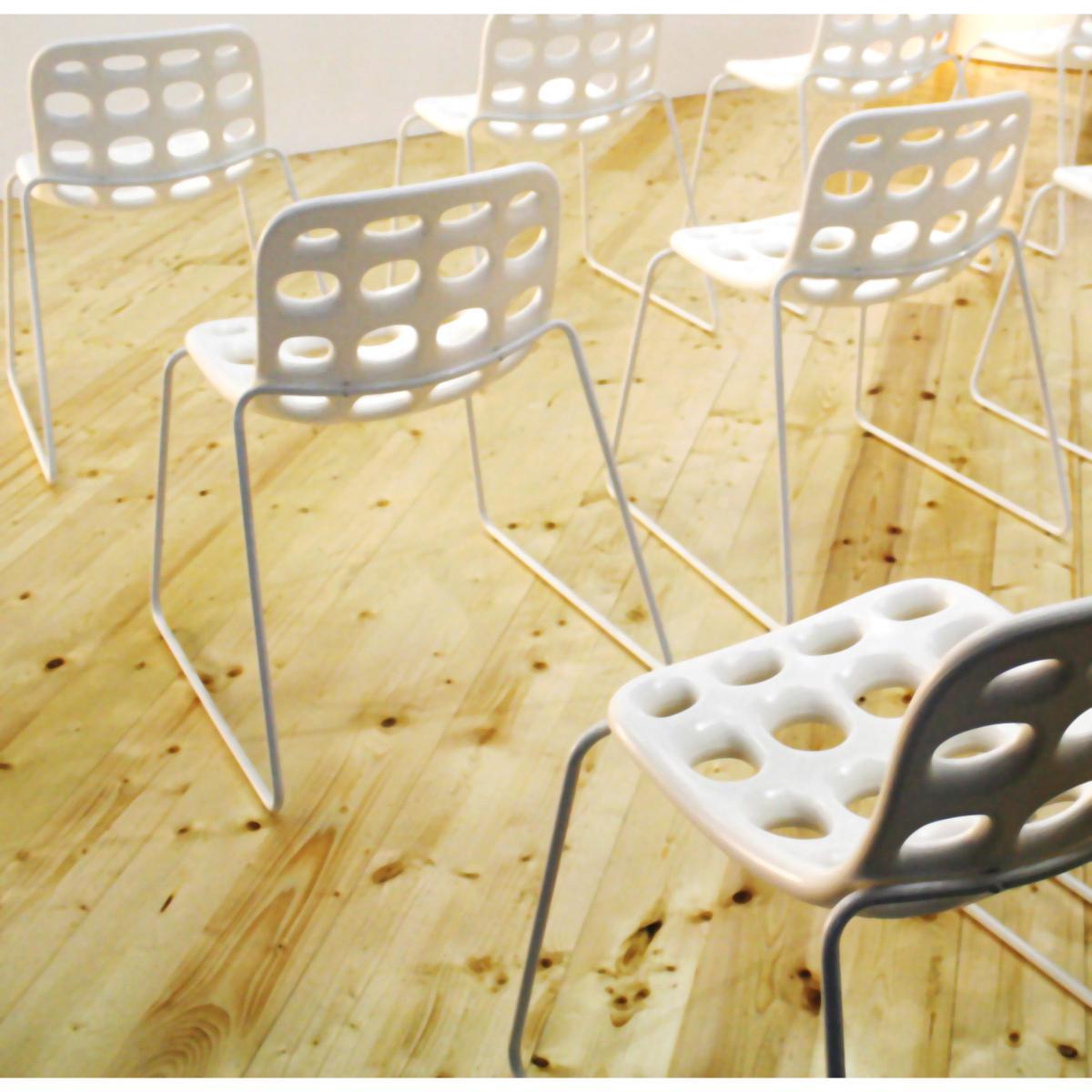 Chips Stacking chair - Plastic & metal legs by MyYour White – image 4