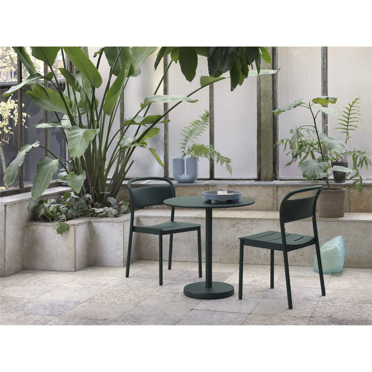 Linear Stacking chair - / Steel by Muuto Brown/Beige – image 3