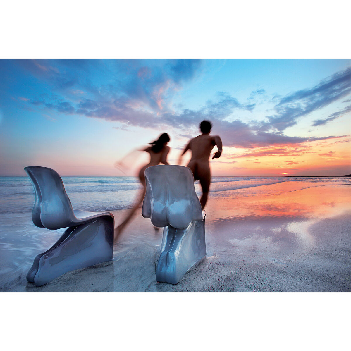 Her Chair - Plastic by Casamania White – image 5
