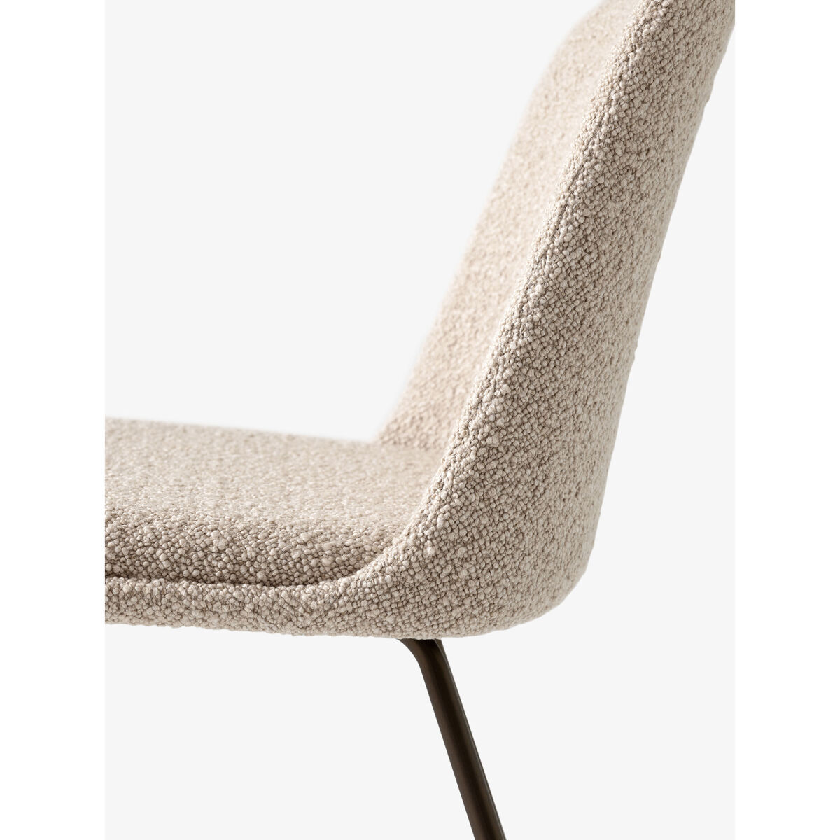 Rely HW9 Padded chair - / Looped wool by &tradition Beige – image 2