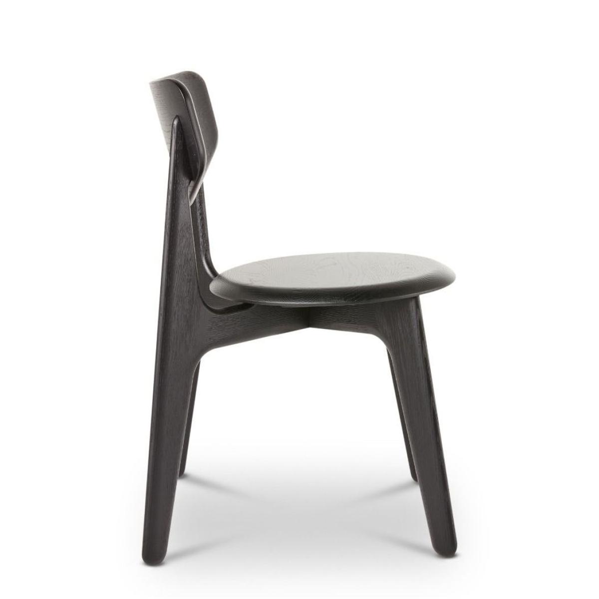 Slab Stacking chair - / Oak by Tom Dixon Black – image 3