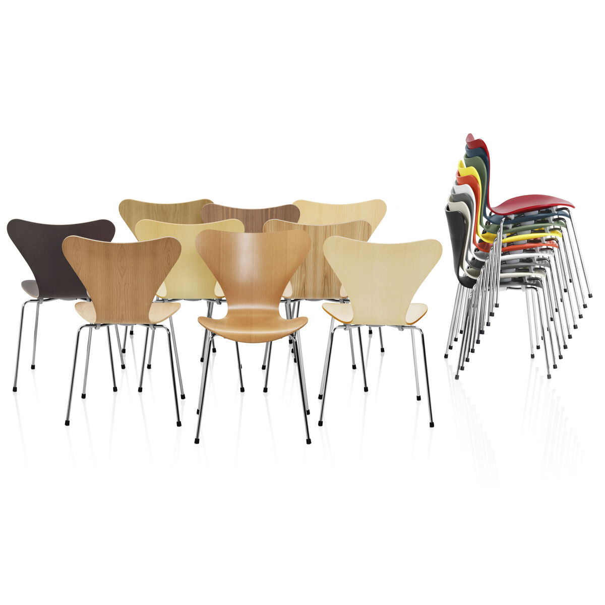 Série 7 Stacking chair - Natural wood by Fritz Hansen Natural wood – image 5
