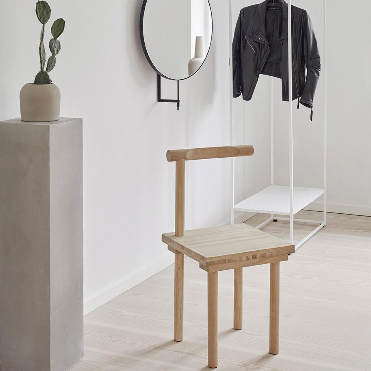Kristina Dam Studio Sculptural chair Oak – image 2
