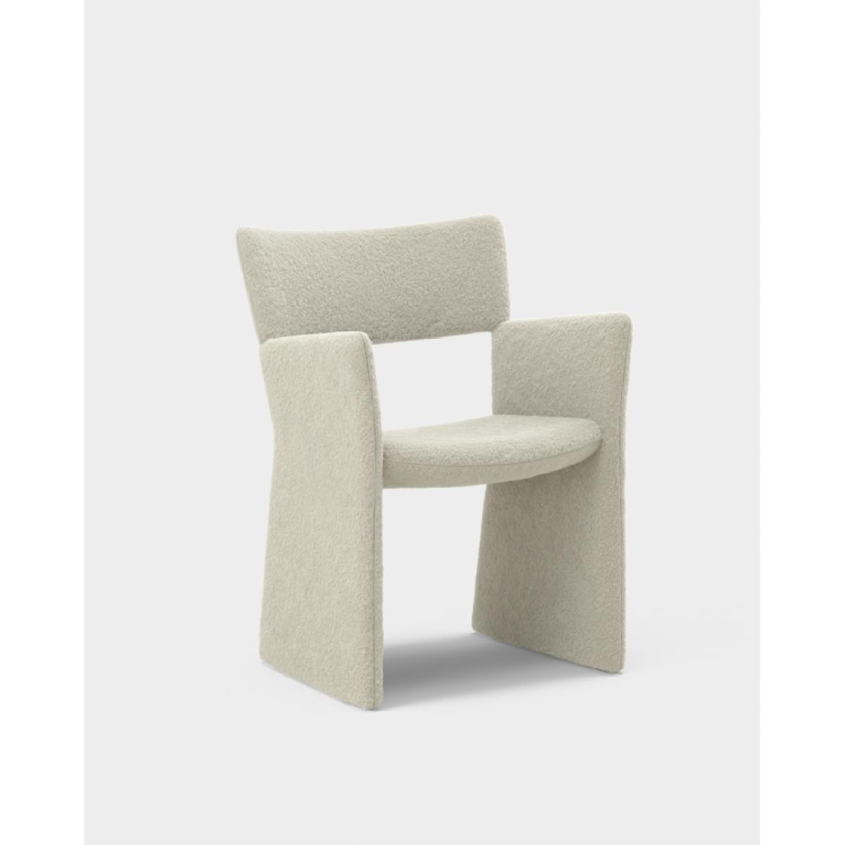Massproductions Crown armchair Silas 114 – image 3