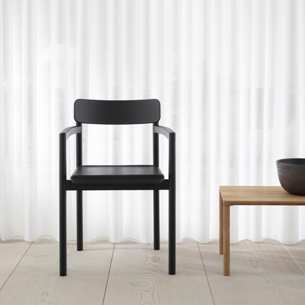 Fredericia Furniture Post 3445 armchair Lacquered oak – image 5