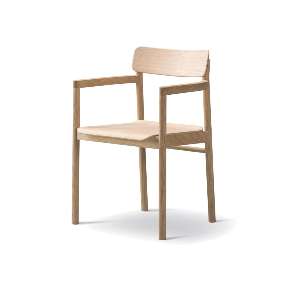 Fredericia Furniture Post 3445 armchair Lacquered oak – image 1