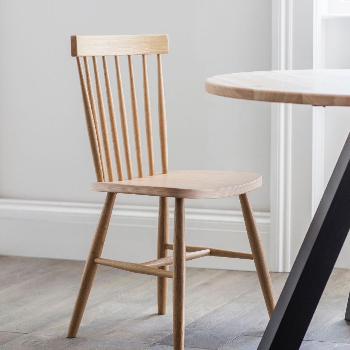 Garden Trading Spindle Back Oak Chair – image 1