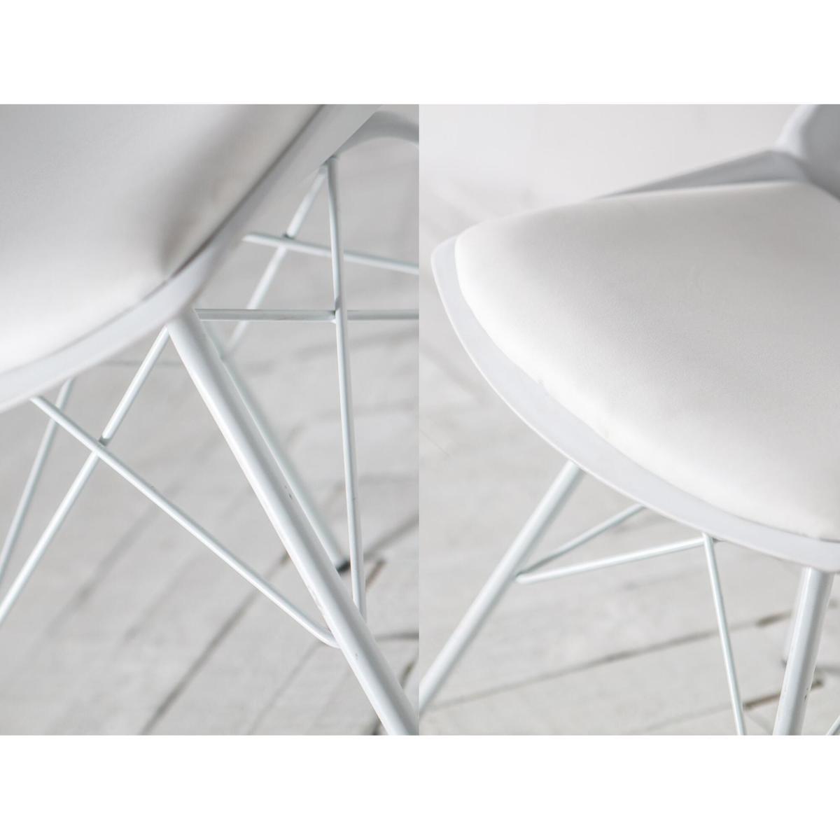 Astrid Dining Chair in White, Set of four – image 5