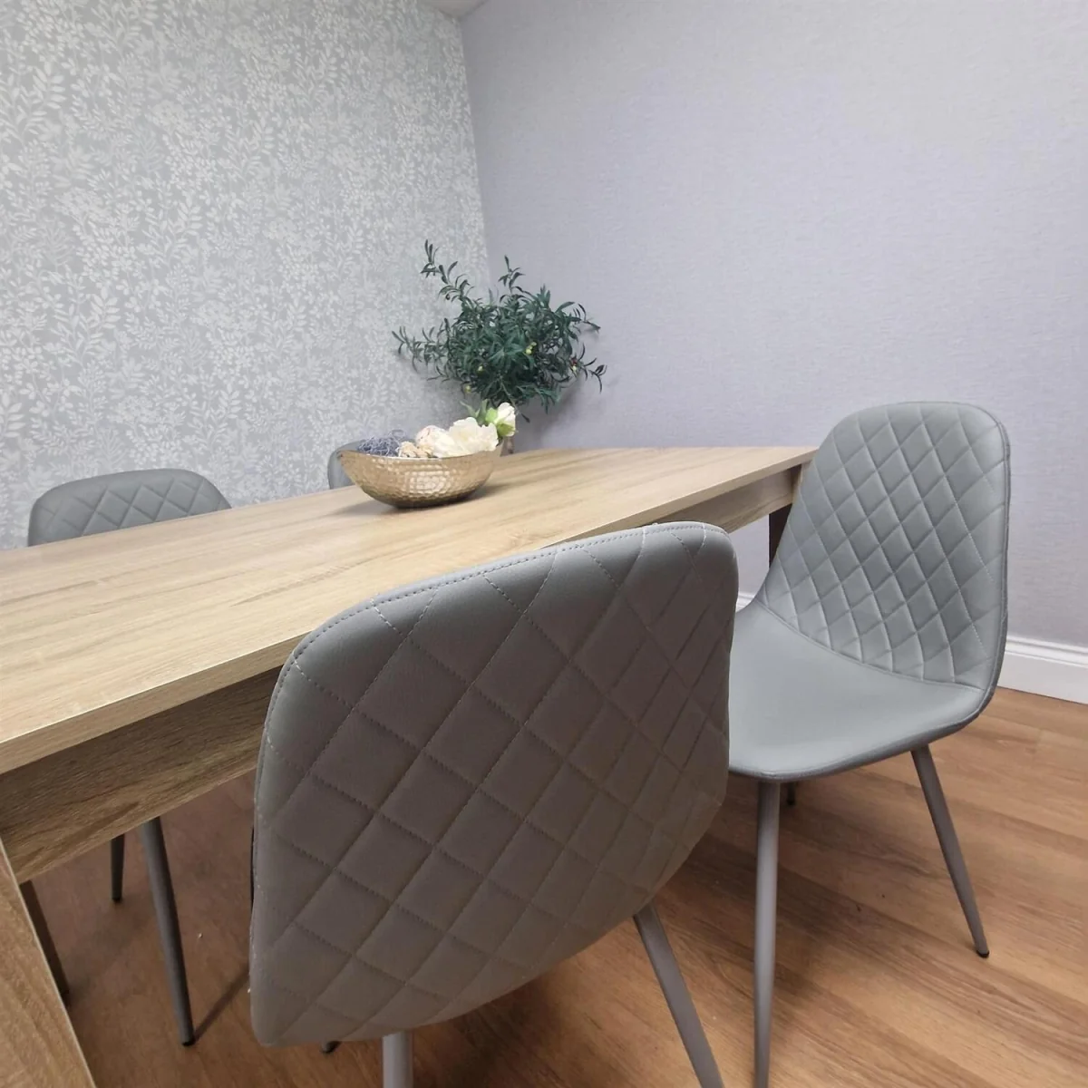 Oak Effect table with 4 Grey Faux Leather Gem Chairs Modern Kitchen Dining Furniture - Grey – image 2
