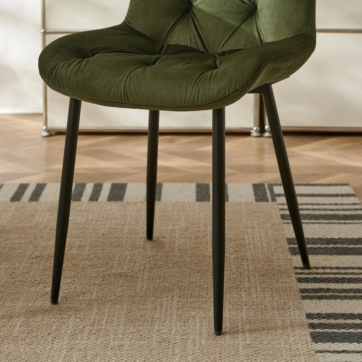 Set of 4 Velvet Dining Chairs with Ergonomic Upholstered Seat --Green - Sage Green / 120kg – image 19