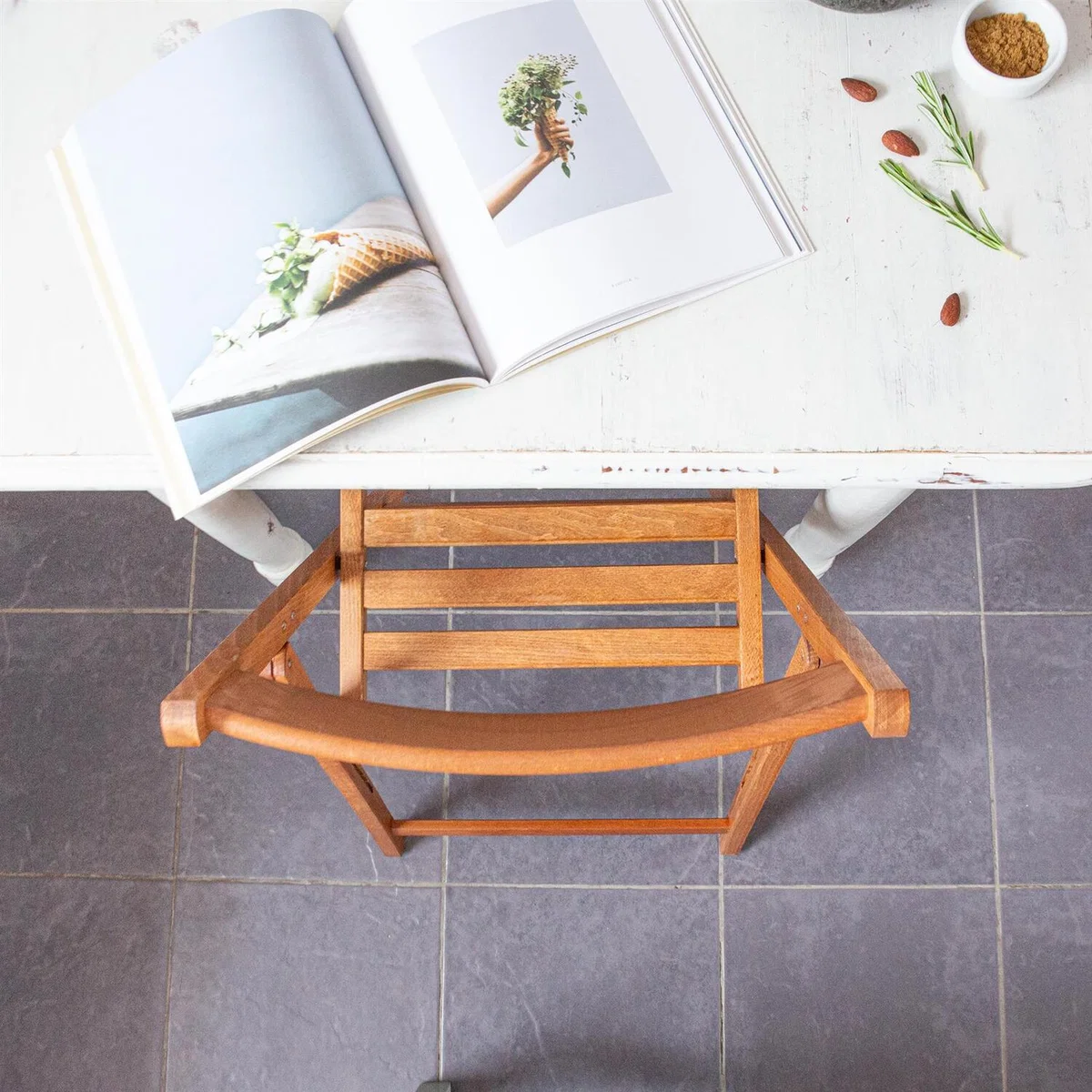 Beech Wood Folding Chairs Pack of 6 - Walnut – image 2