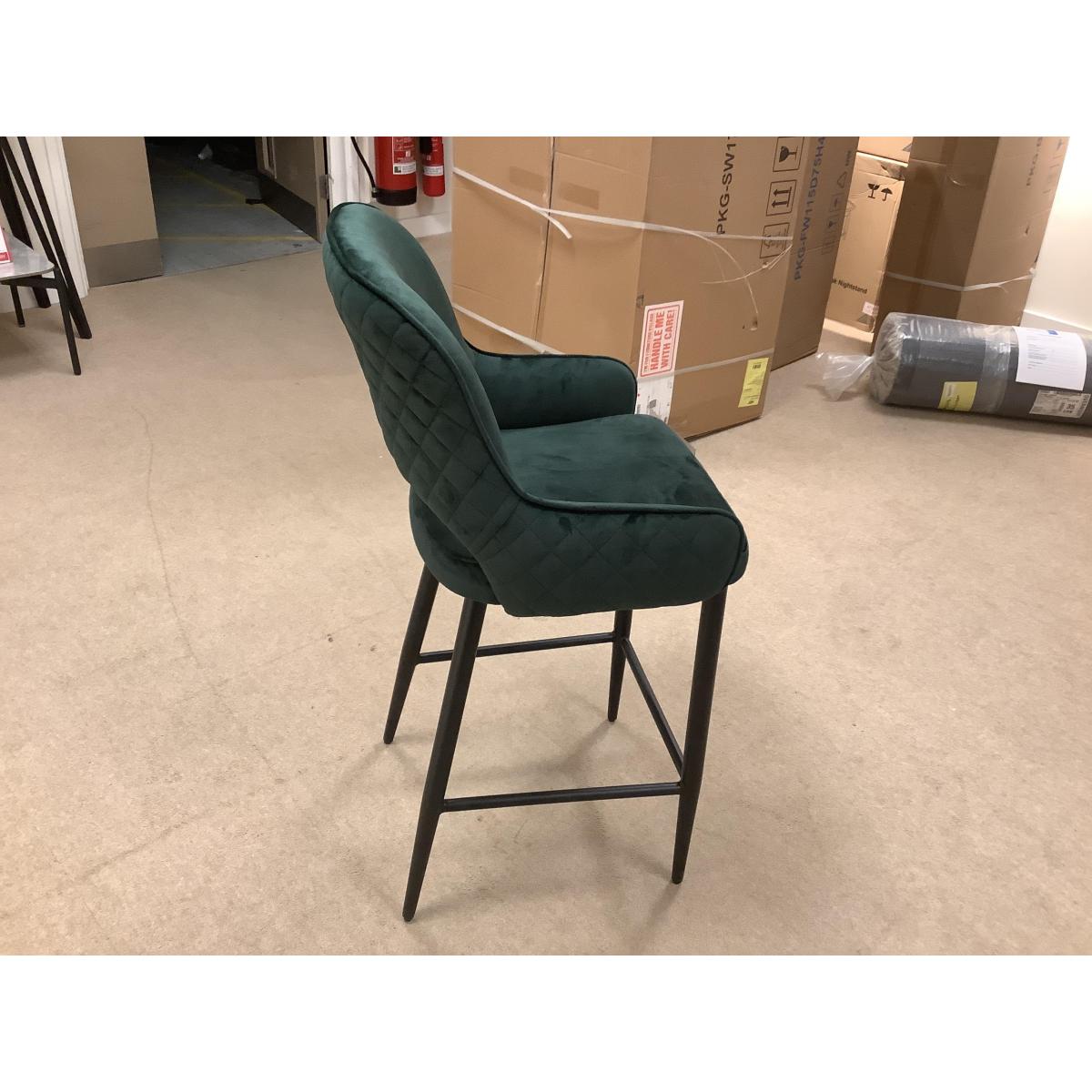 Basque Fixed seat Bar Stool – image 3