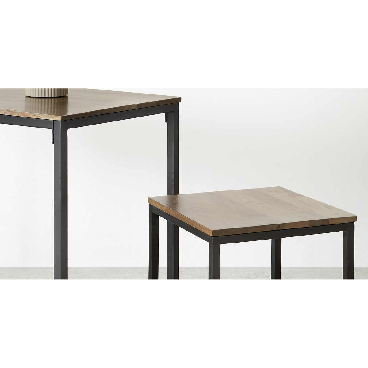 Lomond Bar Stool, Mango wood and Black – image 3