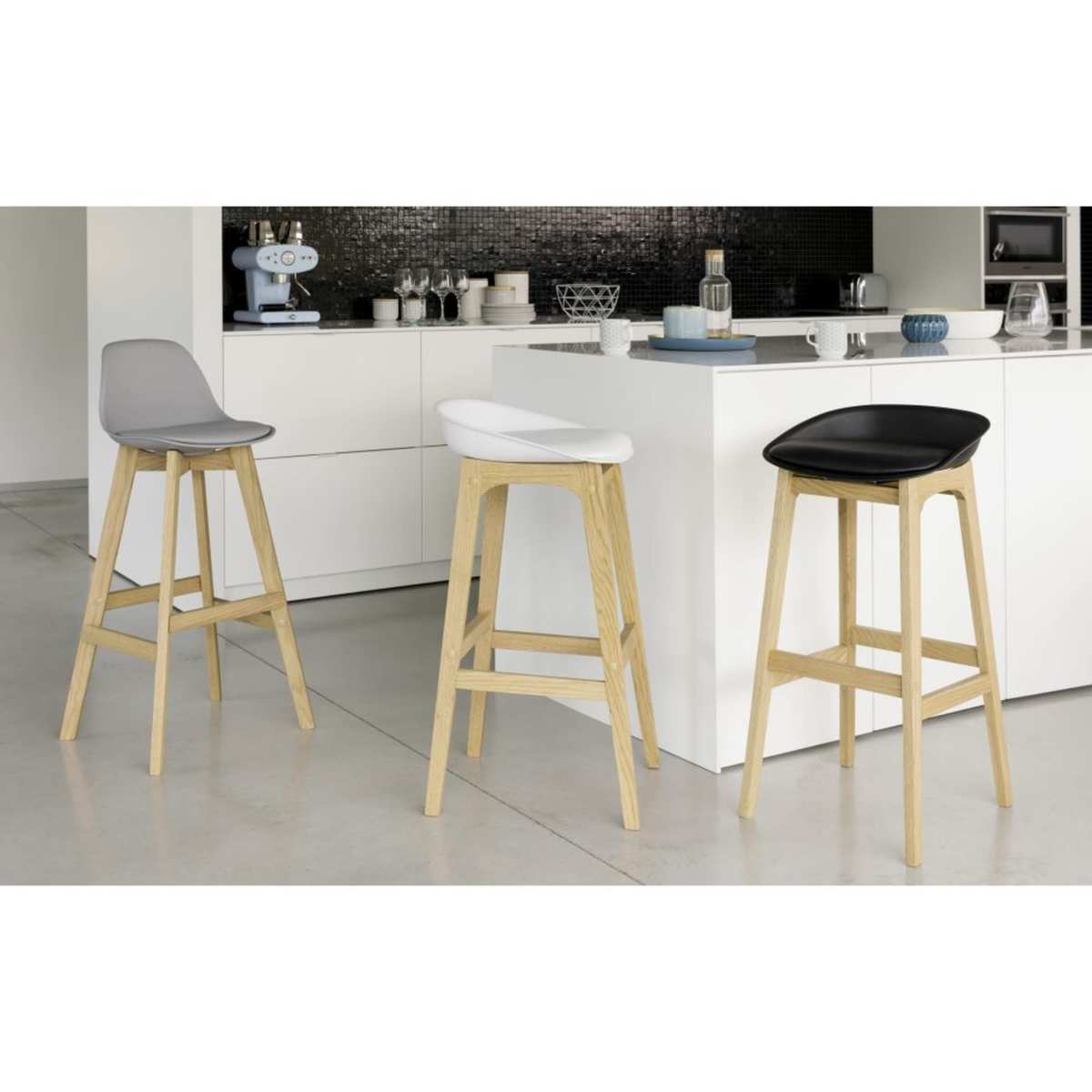 Black Scandinavian Bar Stool with Solid Oak H88 Ice – image 5