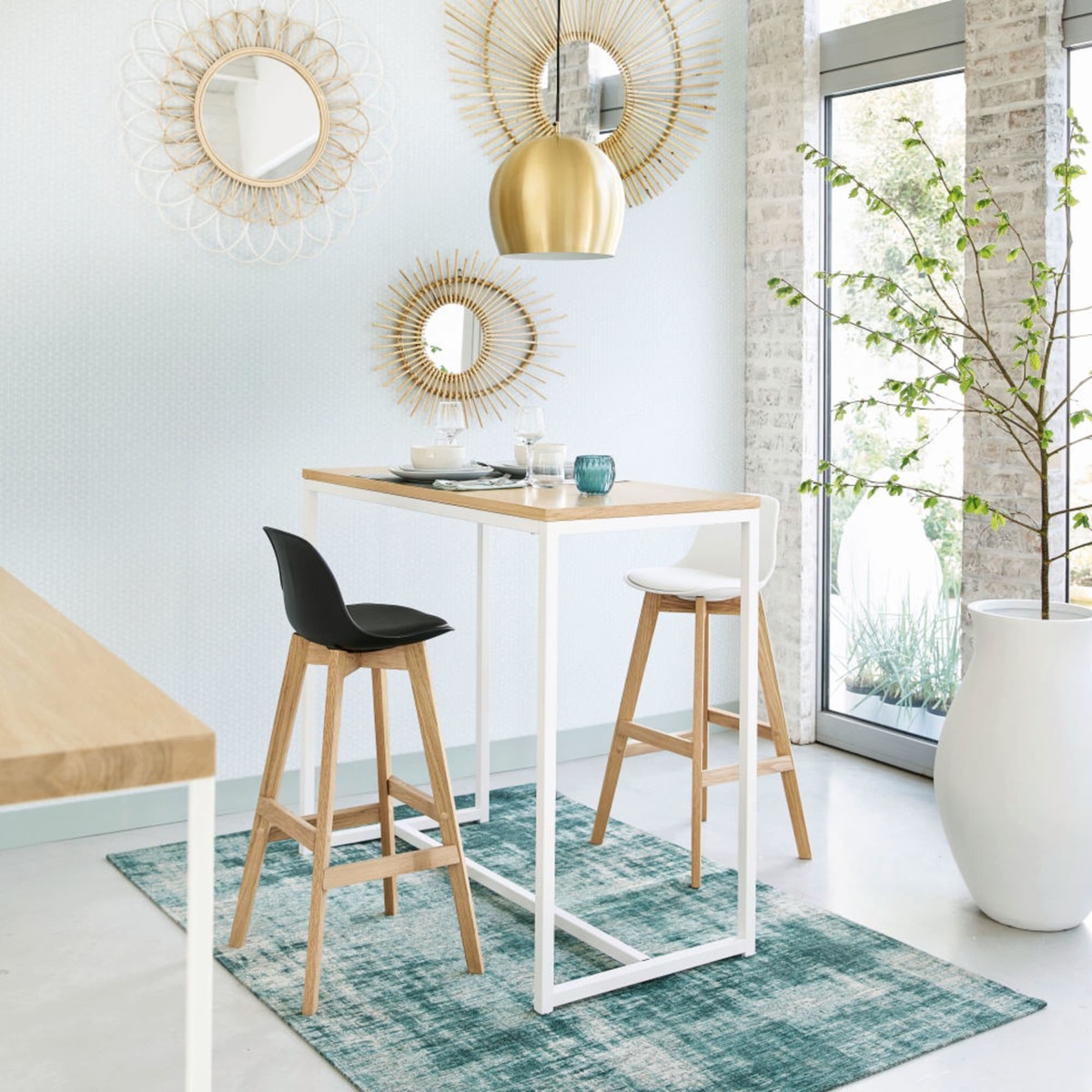 Black Scandinavian Bar Chair with Solid Oak Ice – image 4