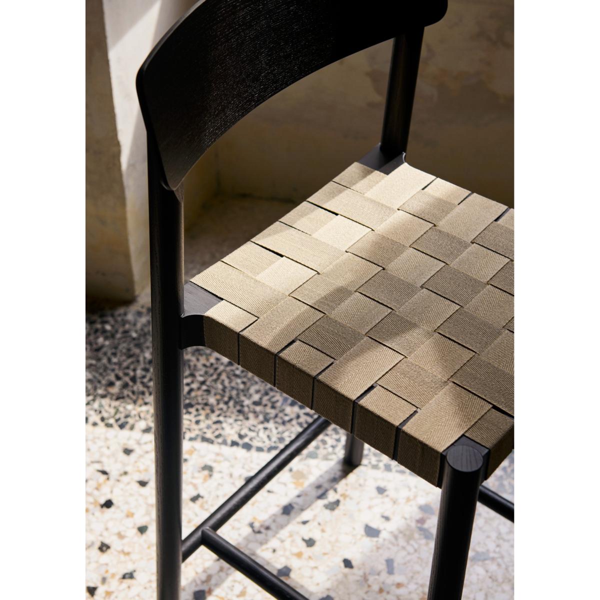 &Tradition Betty TK12 Counter Chair 65 cm Natural linen-black lacquered ash – image 3