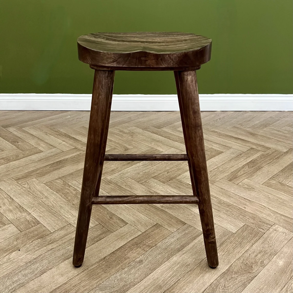 Solid Mango Wood Bar Stool with Footrest - Dark Oak – image 3