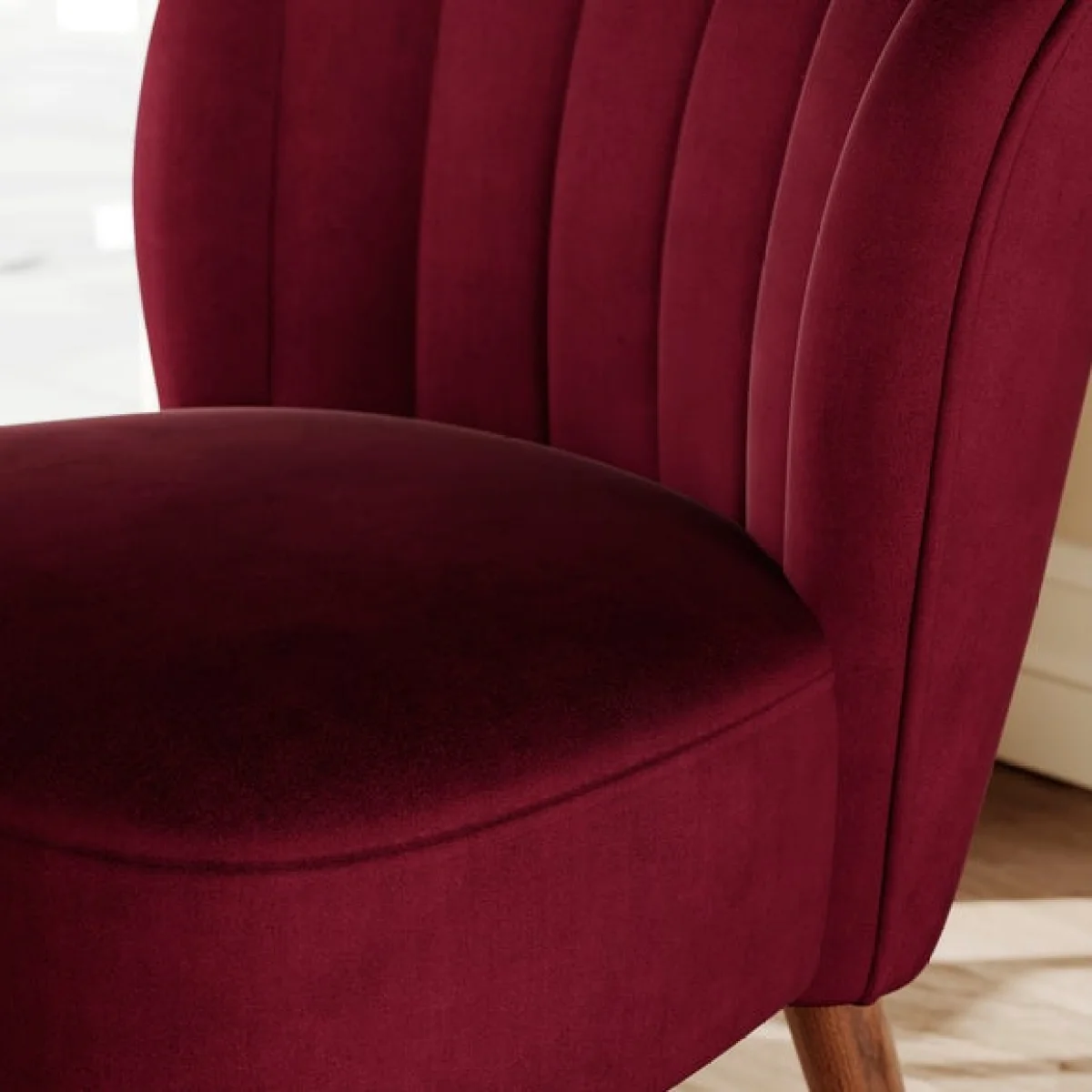 Colette Velvet Accent Chair – image 3
