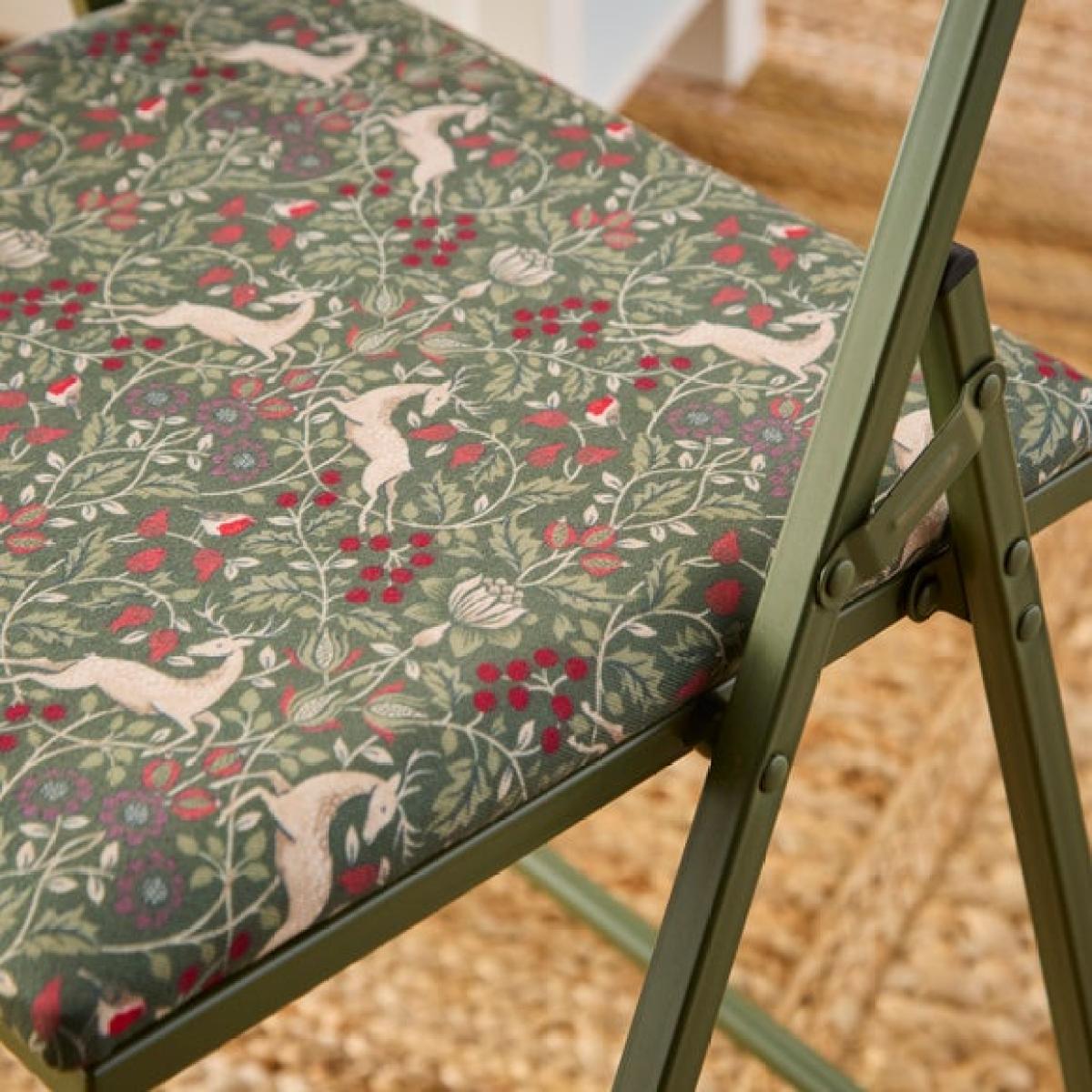 Emily Christmas Floral Stag Folding Chair – image 3