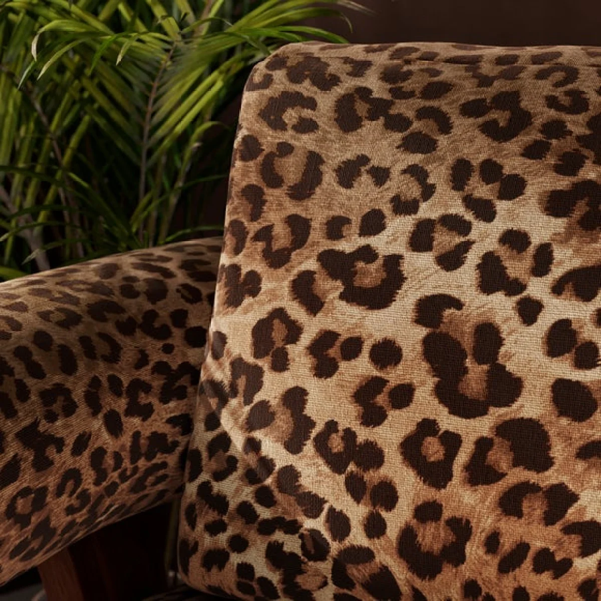 Brynn Leopard Print Velvet Accent Chair – image 3