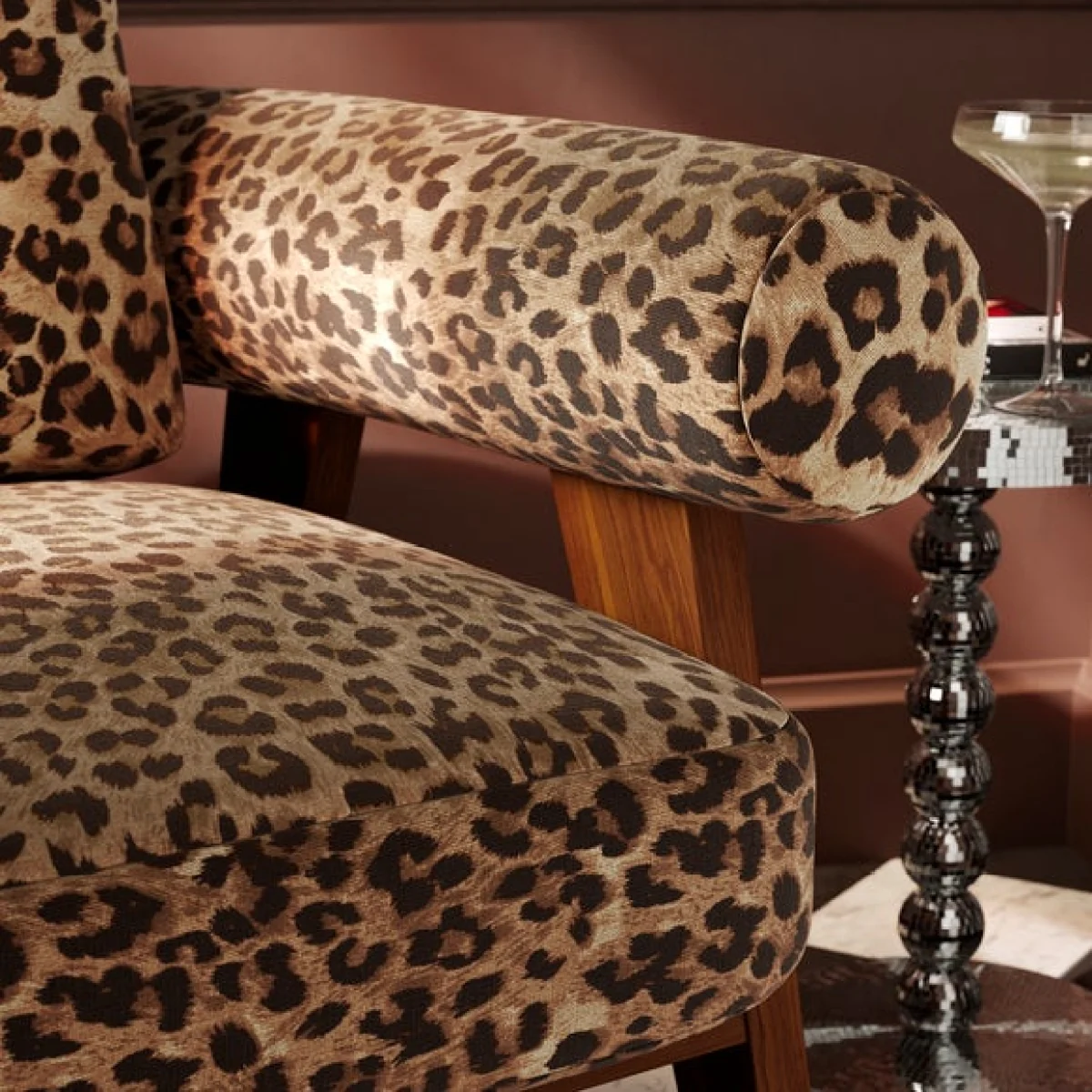 Brynn Leopard Print Velvet Accent Chair – image 4