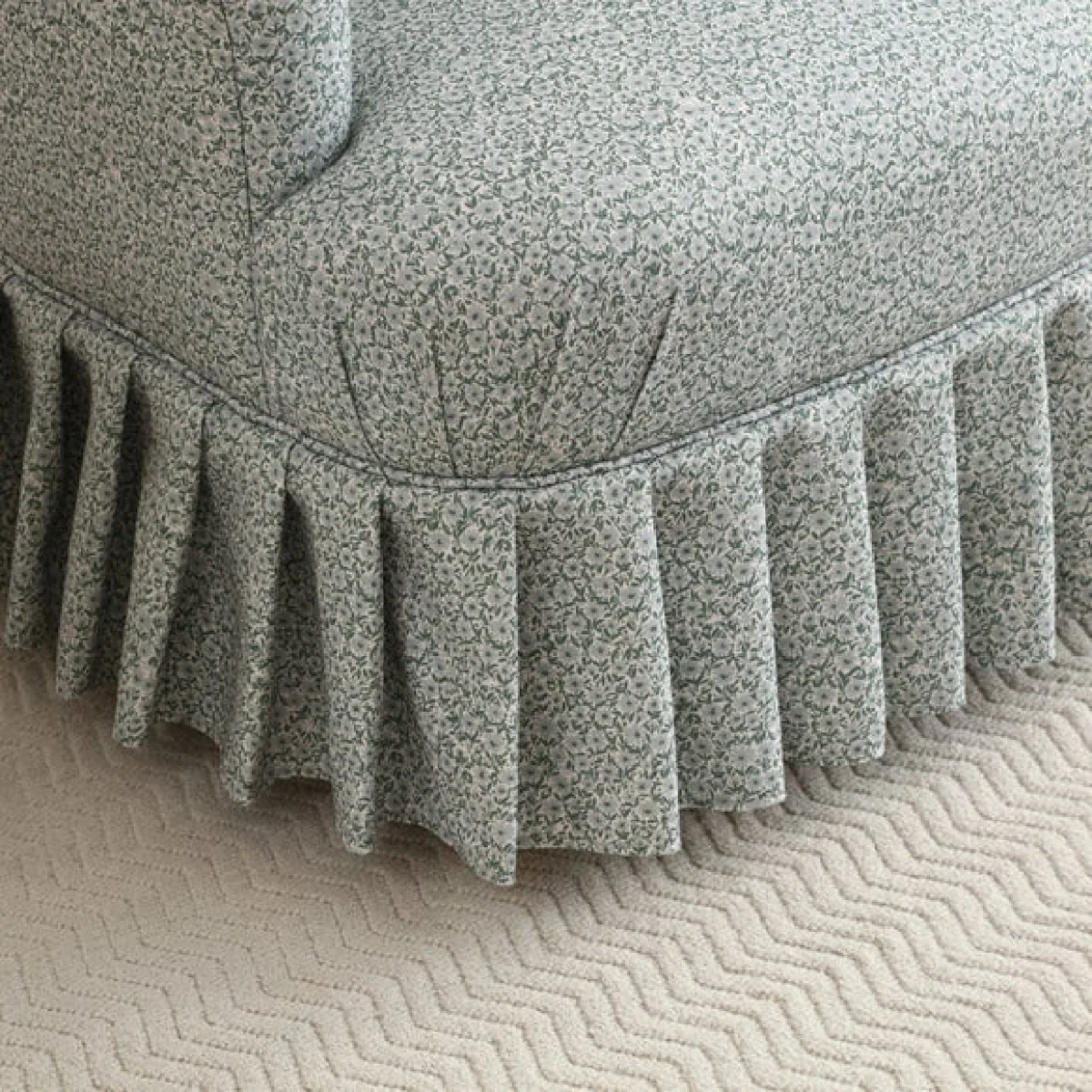 Goldie Frill Ditsy Print Accent Chair – image 5