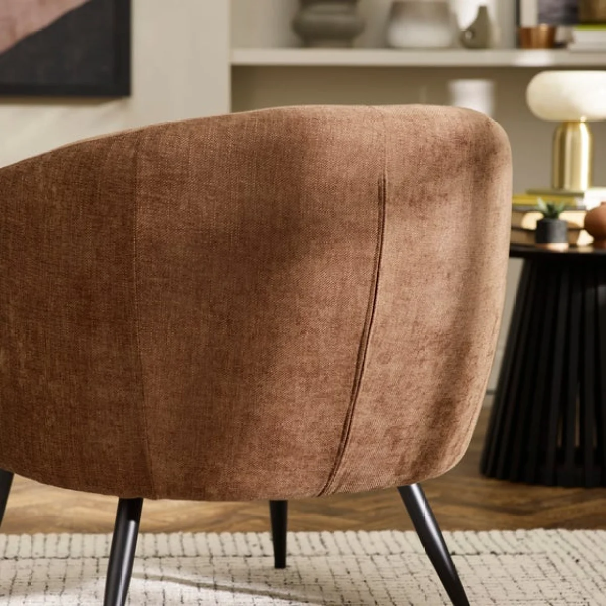 Dahlia Faux Linen Accent Chair – image 2
