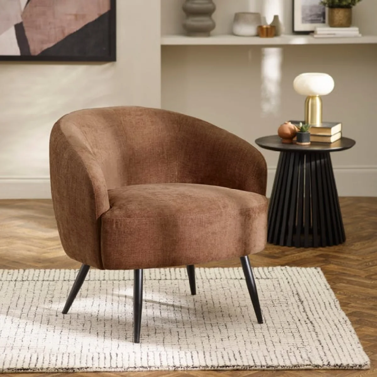 Dahlia Faux Linen Accent Chair – image 1
