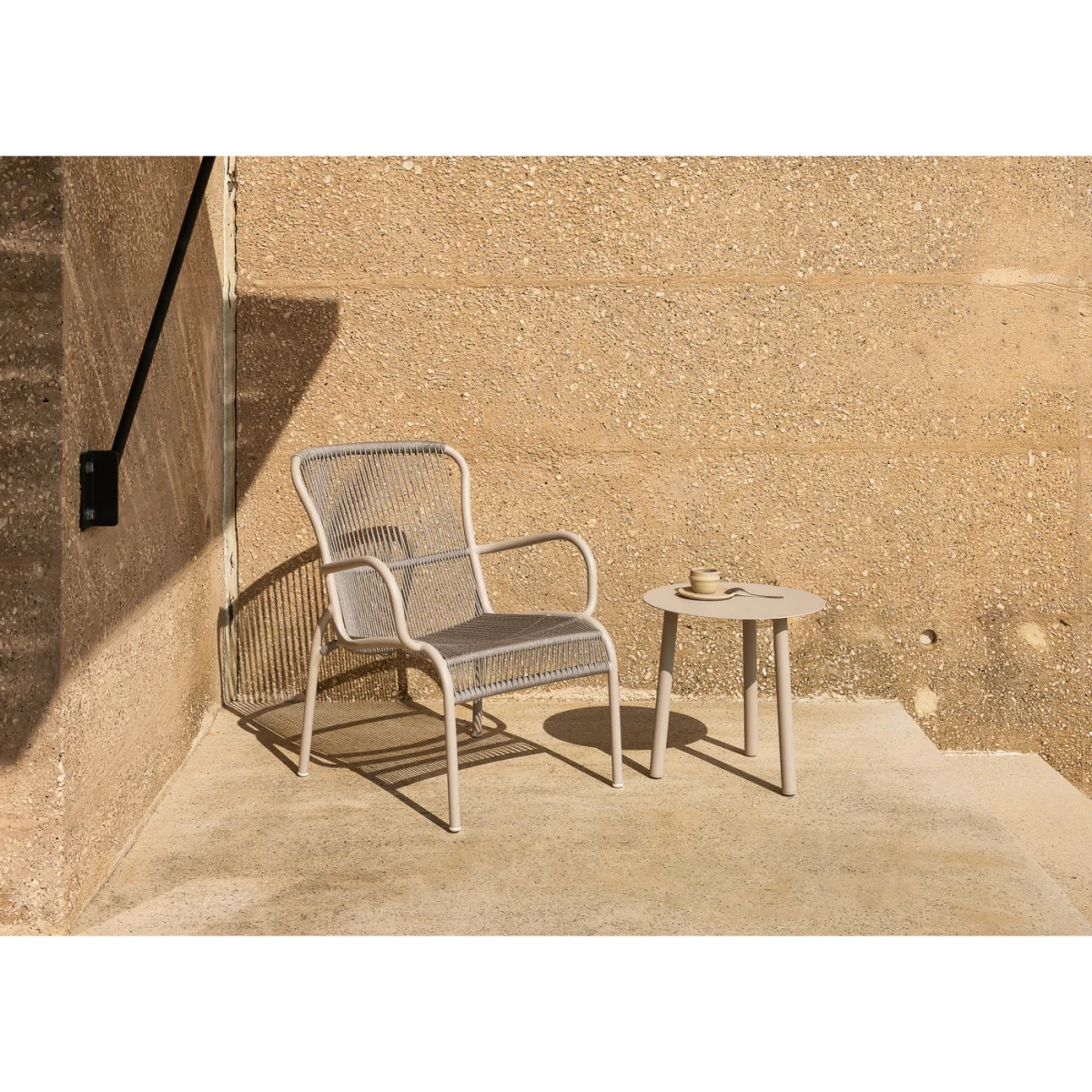 Vincent Sheppard Loop Outdoor Lounge Chair Rust – image 6