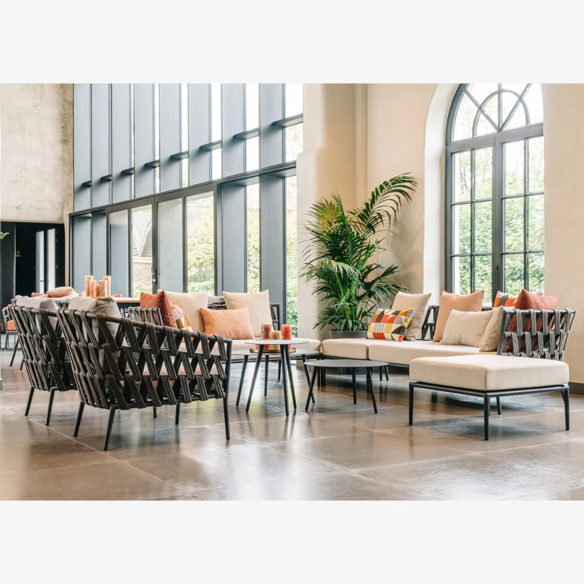 Vincent Sheppard Leo Lounge Chair Almond – image 1