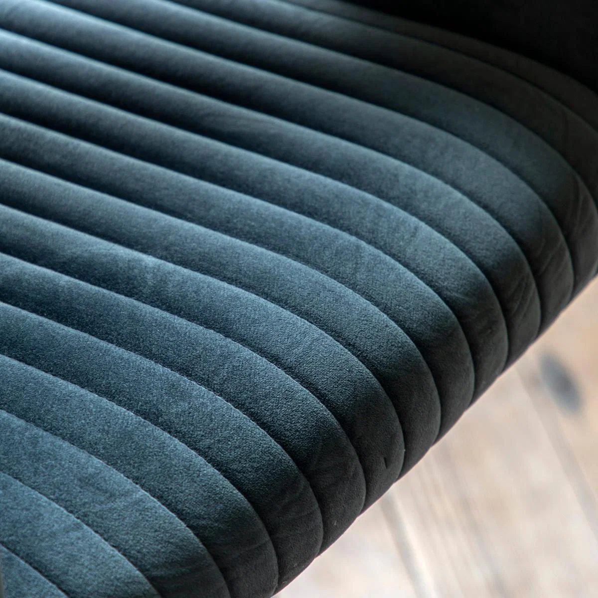 Murray Velvet Swivel Chair - Charcoal – image 3
